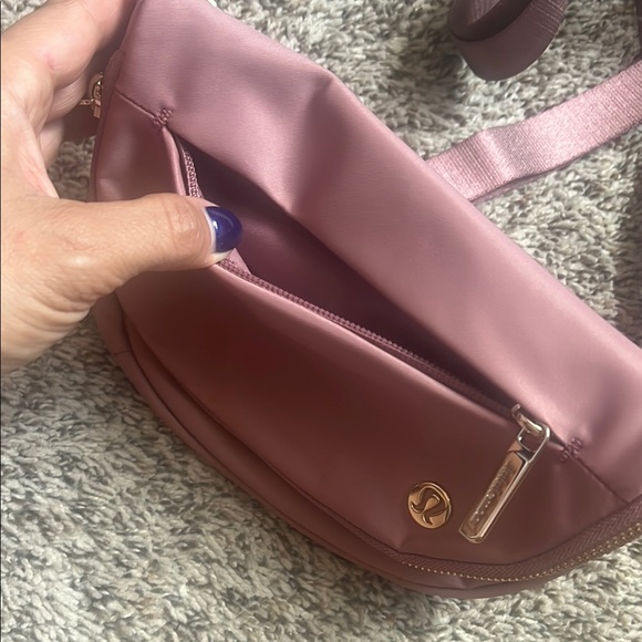 Lululemon All Night Festival Bag 2L - Picture 2 of 5